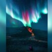 En images : Les aurores boréales spectaculaires illuminent les volcans d’Islande en éruption